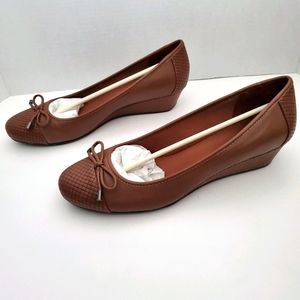 Easy Spirit Women's Davalyn Wedge, Brown, 9